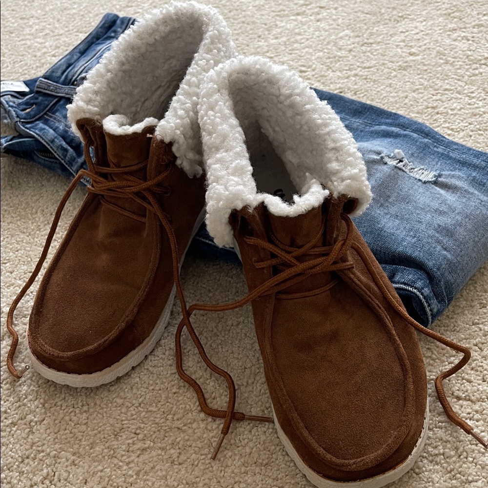 Gypsy Jazz Brown Ankle Boots with White Fur Lining